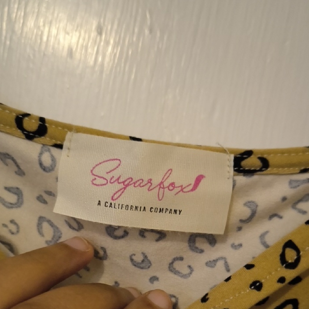 Sugarfox | Chic Long Sleeve Leopard Print Dress - Picture 2 of 4